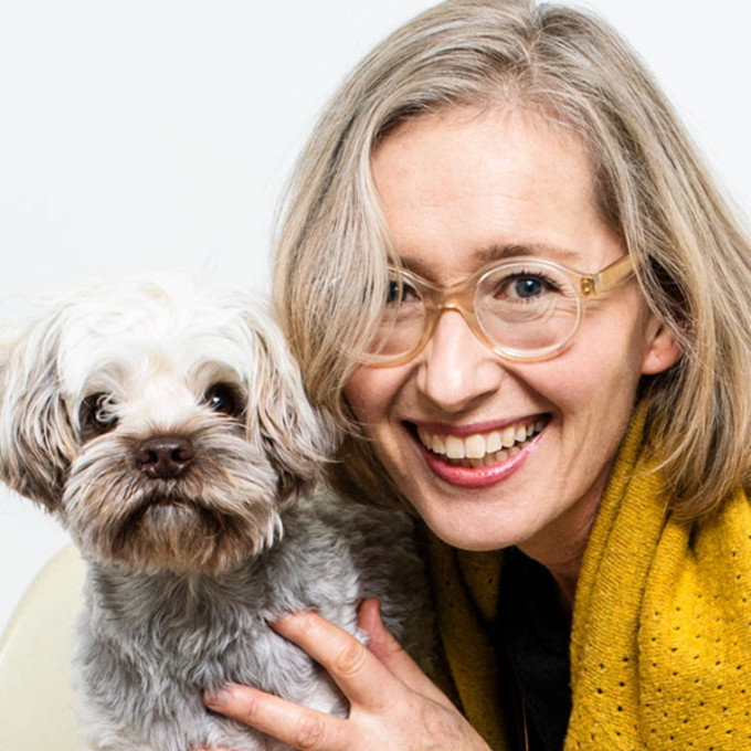 Gabriele Fackler Porträt mit Hund